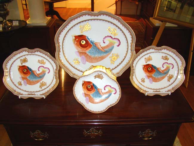 A gorgeous large 16 inch Chinese Export armorial 'style' platter with carp motif by Mottahedeh. — image 2